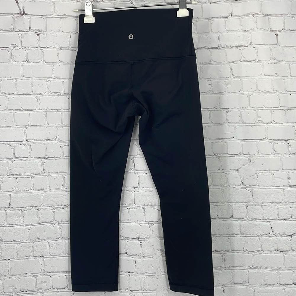 Lululemon Athletica Cropped Black Basic Everyday … - image 3